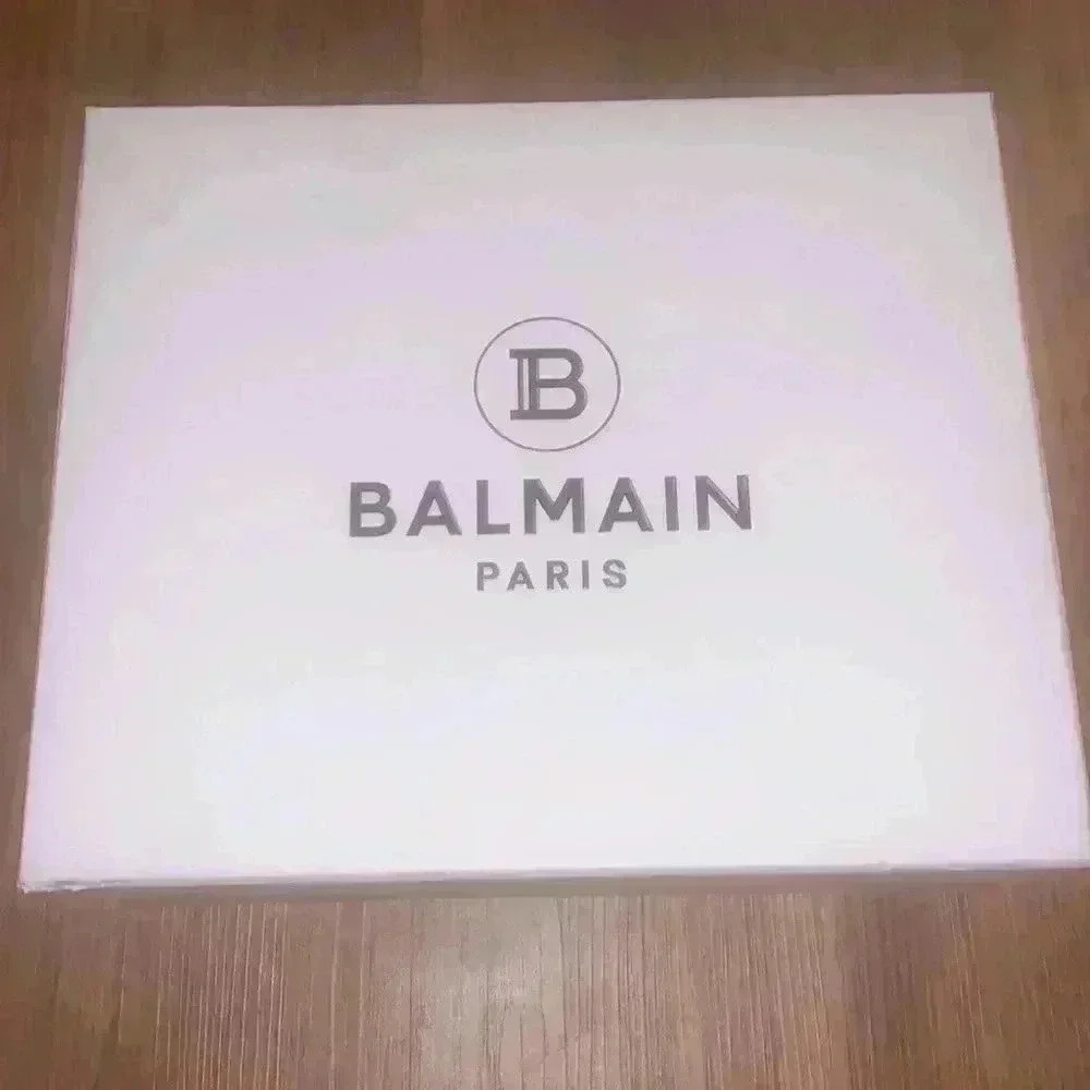 Balmain Urania Suede Sandals - Picture 16 of 16